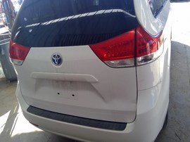 2014 TOYOTA SIENNA, WHITE, LE MODEL, 3.5L, AT, FWD,  Z26287